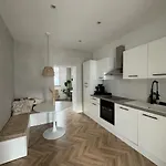 Apartment La Casa Avenida Malmedy