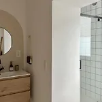 La Casa Avenida Apartment